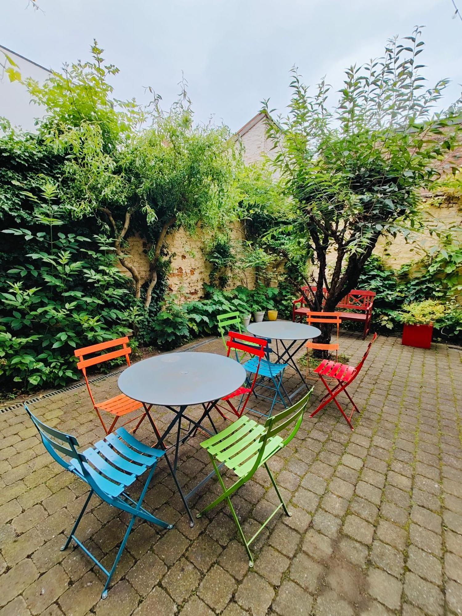 ליובן Hotel Ladeuze מראה חיצוני תמונה