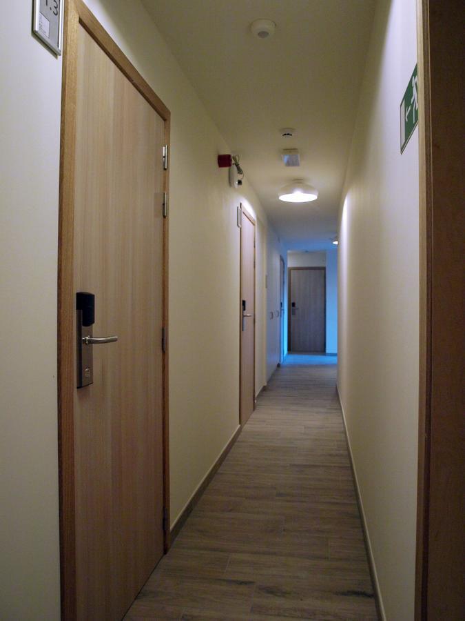 ליובן Hotel Ladeuze מראה חיצוני תמונה